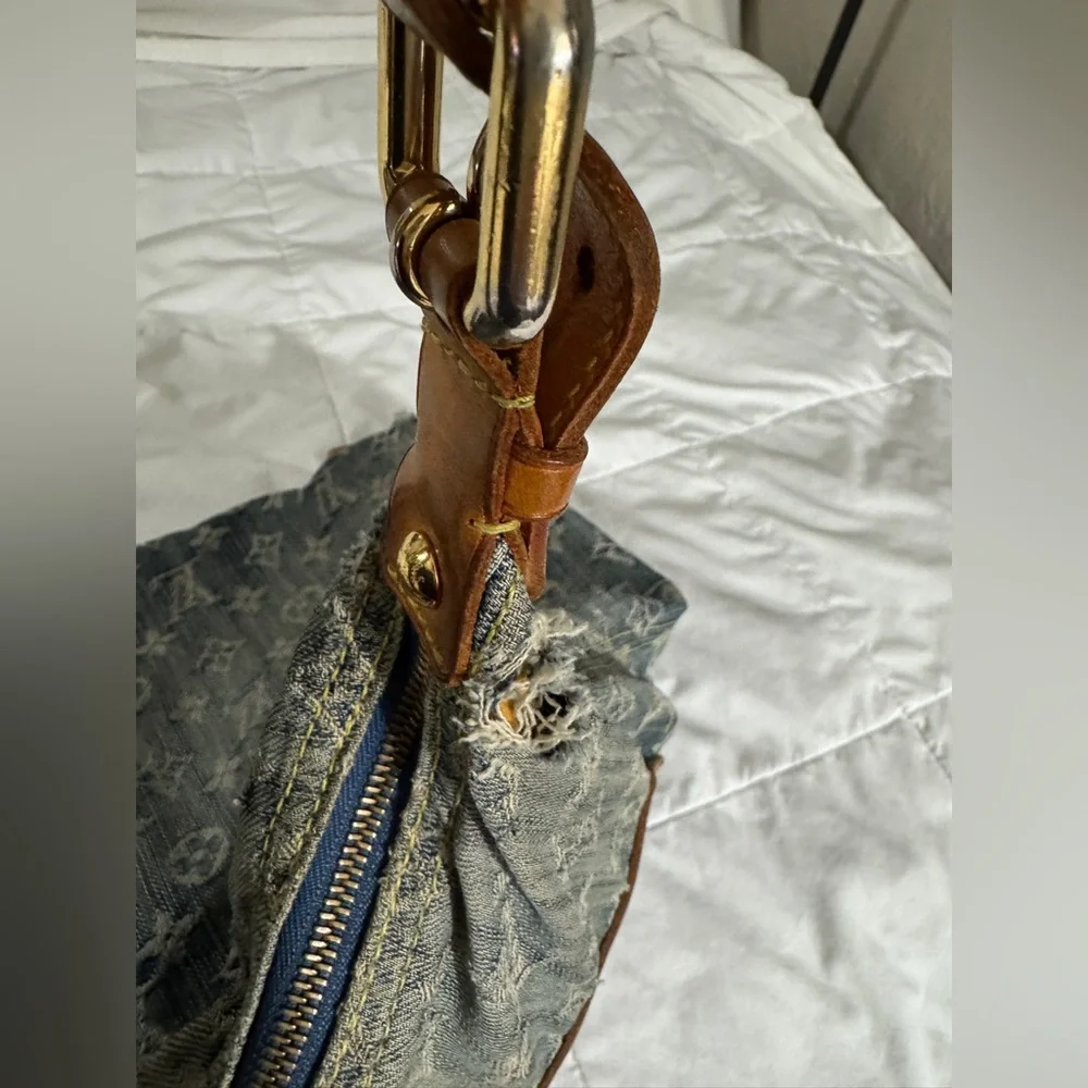 Louis Vuitton Denim Baggy GM - Picture 7 of 13